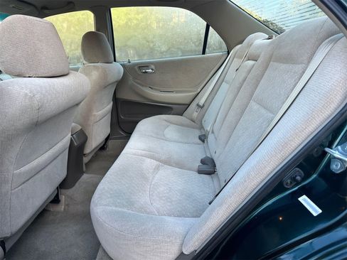 Used 2001 Honda Accord LX image 10