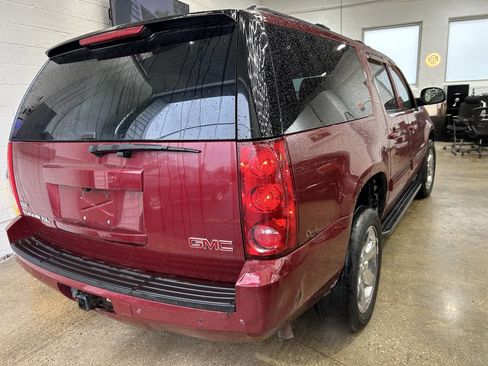 Used 2010 GMC Yukon XL SLT image 17