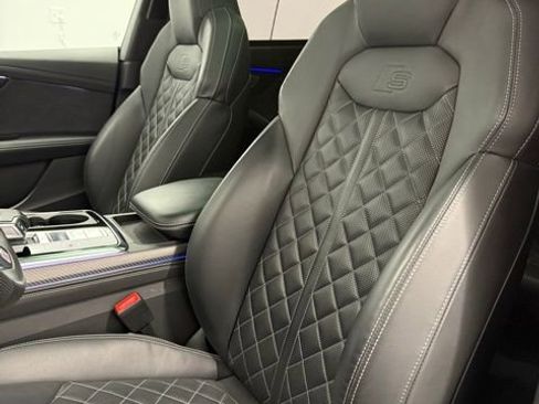 Used 2024 Audi SQ8 Prestige w/ Prestige Package image 20