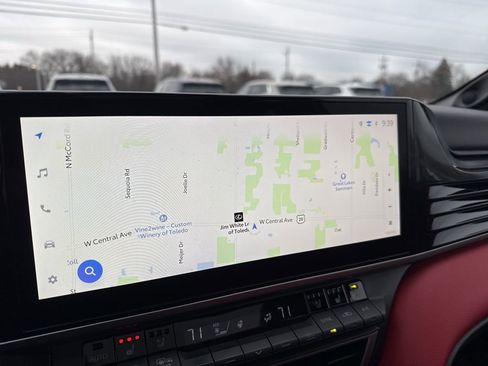 Used 2025 Toyota Camry XSE image 14