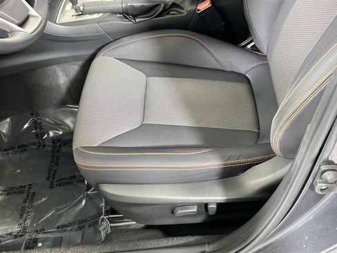 Used 2022 Subaru Crosstrek 2.0i Premium w/ Moonroof Package image 18