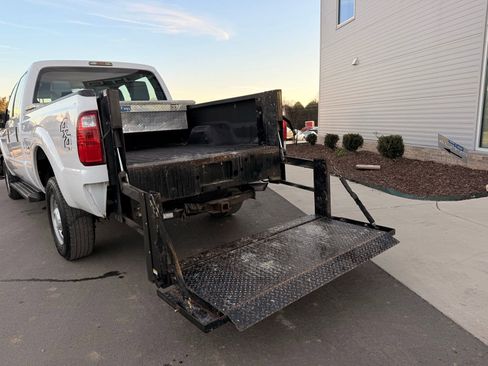 Used 2015 Ford F250 XL w/ Power Equipment Group image 23
