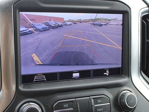 Used 2020 Chevrolet Silverado 1500 LT Trail Boss AWD/4WD image 11