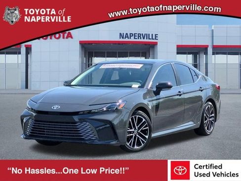Certified 2025 Toyota Camry XLE FWD image 1