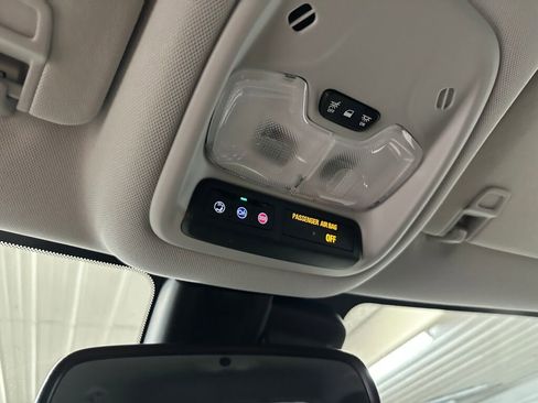 Certified 2023 Chevrolet TrailBlazer LT w/ Convenience Package image 16