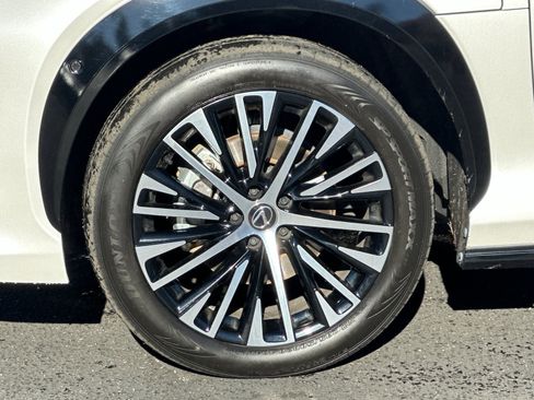 Used 2023 Lexus RZ 450e Premium image 32