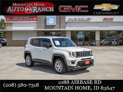 Used 2023 Jeep Renegade Latitude AWD/4WD image 1