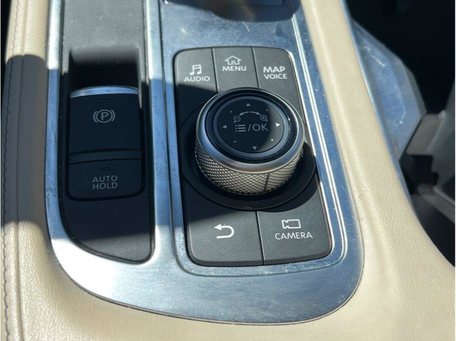 Used 2023 INFINITI QX60 Luxe w/ Cargo Package AWD/4WD image 19