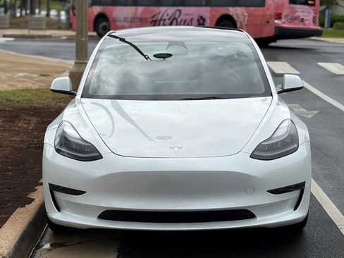 Used 2023 Tesla Model 3 Standard Range image 7