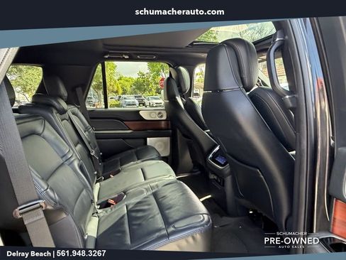 Used 2022 Lincoln Navigator Reserve AWD/4WD image 15