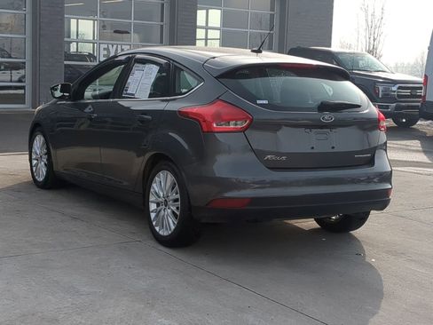 Used 2017 Ford Focus Titanium image 5