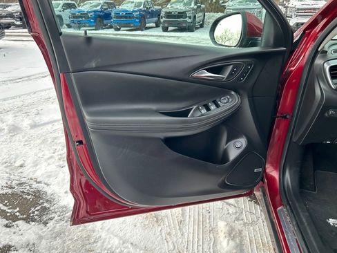 Used 2024 Buick Encore GX Avenir w/ Avenir Convenience Package image 6