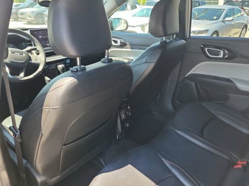 Used 2024 Jeep Compass Limited AWD/4WD image 11