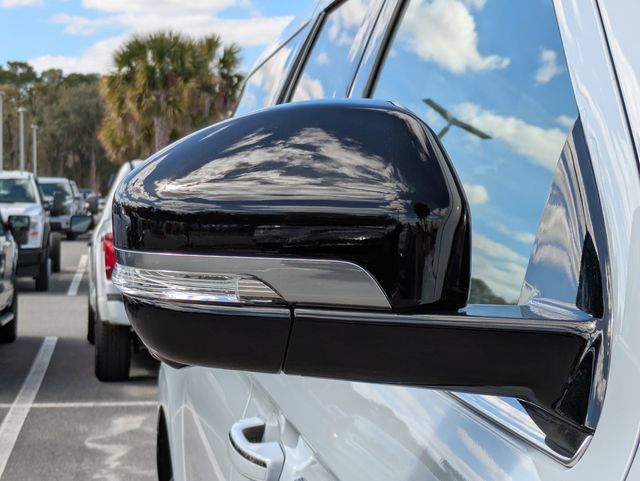 New 2026 Lincoln Navigator L Premier AWD/4WD image 12