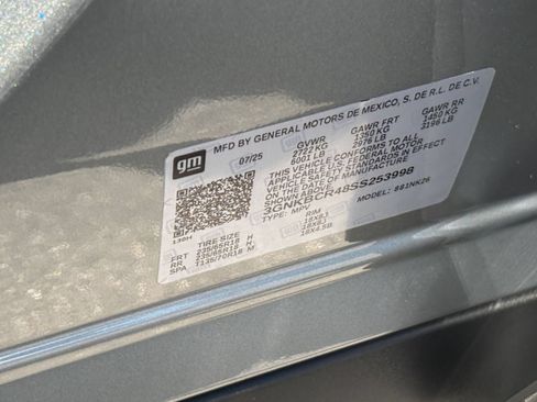Used 2025 Chevrolet Blazer LT FWD image 30