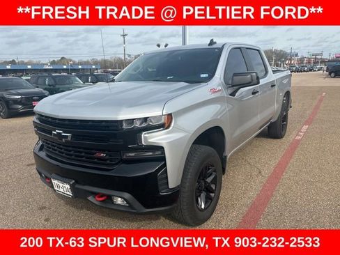 Used 2021 Chevrolet Silverado 1500 LT Trail Boss w/ LPO, Dark Essentials Package image 3