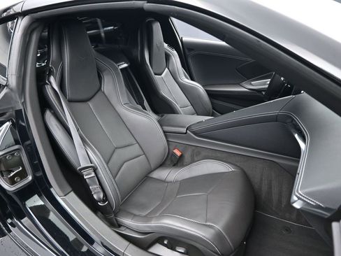 Used 2024 Chevrolet Corvette Stingray Coupe w/ 1LT image 31