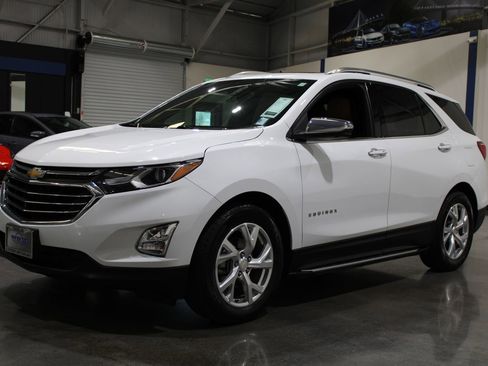Used 2021 Chevrolet Equinox Premier image 8