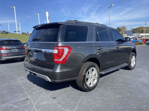 Used 2019 Ford Expedition XLT w/ Equipment Group 202A image 9