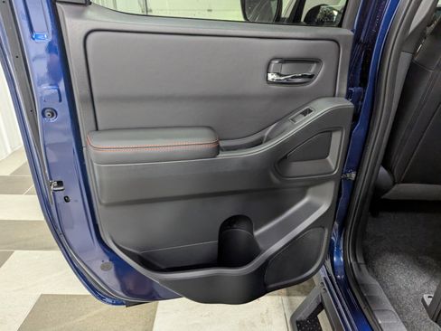 Used 2023 Nissan Frontier PRO-4X w/ Pro-4X Premium Package image 10