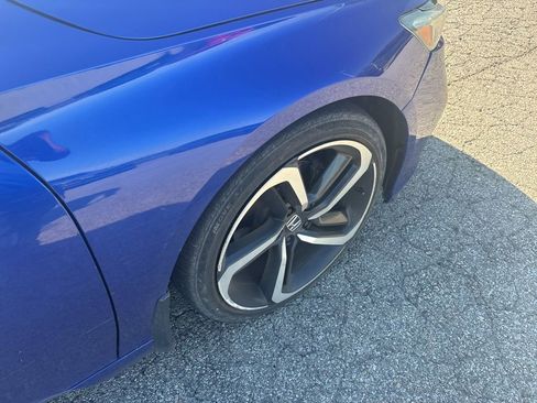Used 2019 Honda Accord Sport image 14