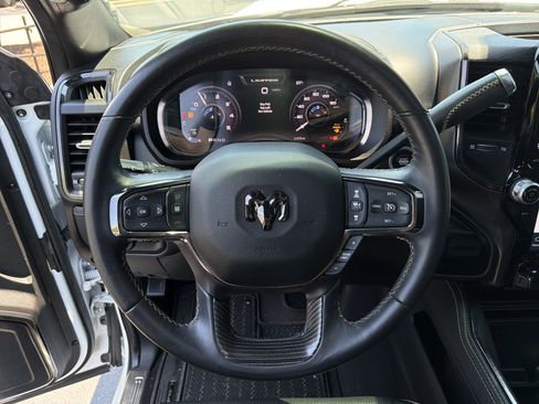 Used 2024 RAM 3500 Limited AWD/4WD image 10