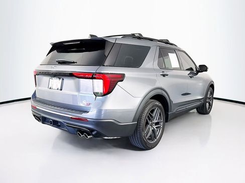 Used 2025 Ford Explorer ST w/ Sun And Sound Package image 10