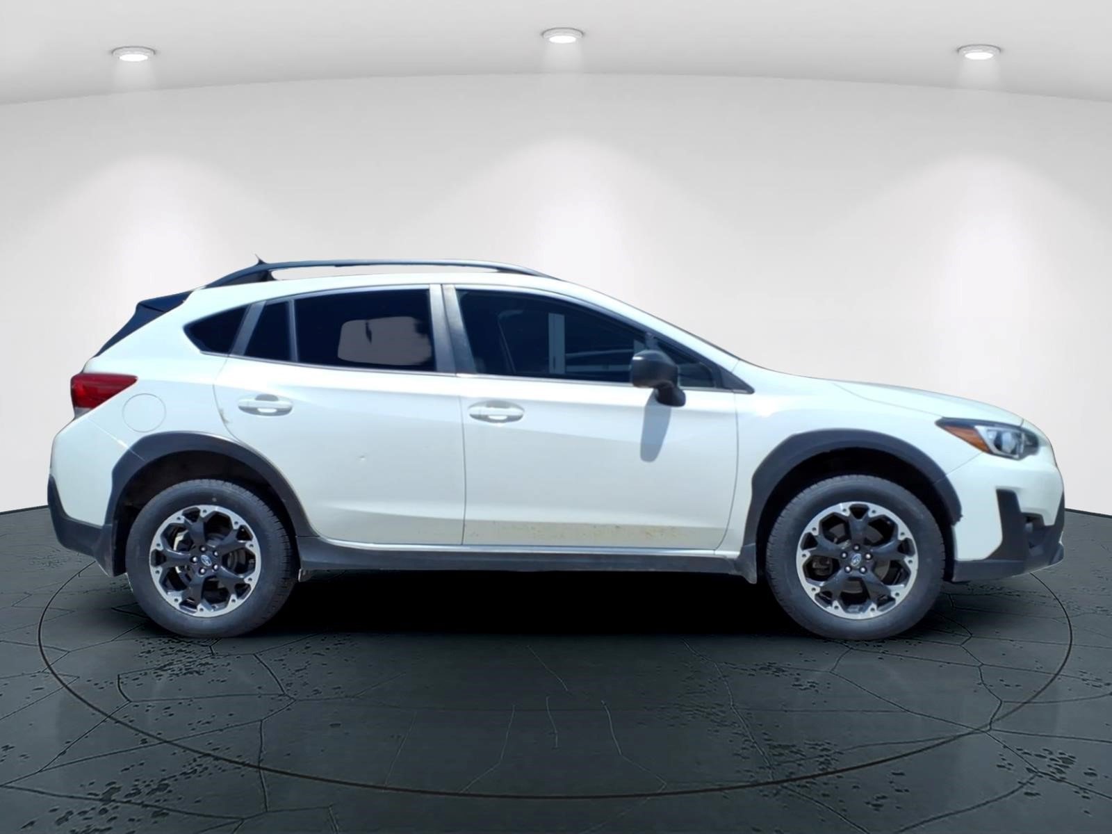 Used 2023 Subaru Crosstrek 2.0i AWD/4WD image 2