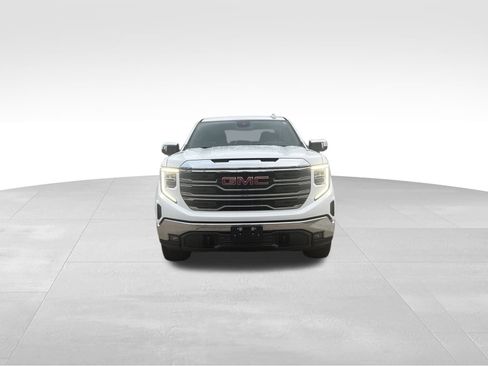 Used 2022 GMC Sierra 1500 SLT w/ X31 Off-Road Package image 14