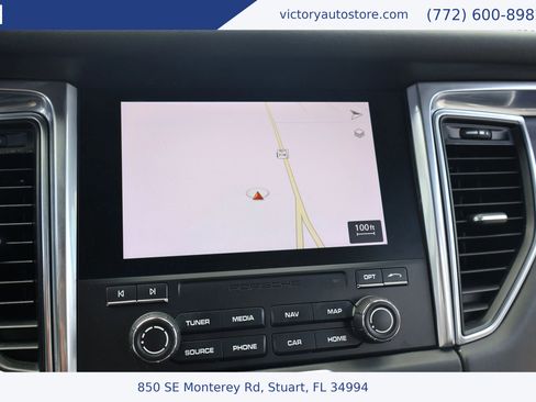 Used 2017 Porsche Macan GTS image 36