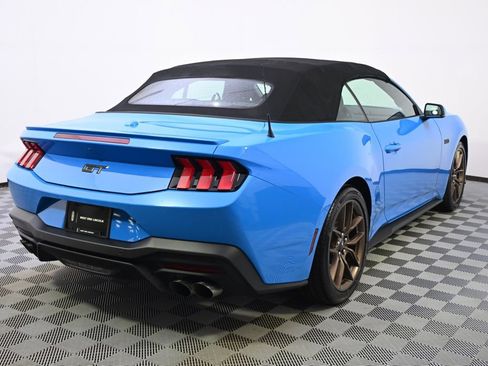 Used 2025 Ford Mustang GT Premium RWD image 6