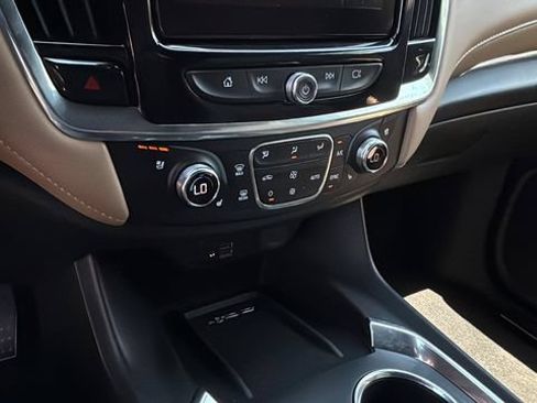 Used 2023 Chevrolet Traverse Premier w/ LPO, Cargo Package AWD/4WD image 31