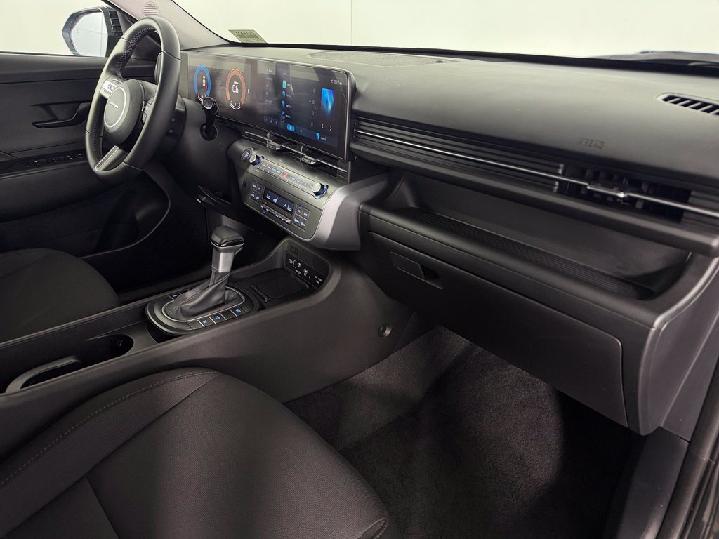 Used 2026 Hyundai Kona SEL Sport FWD image 13