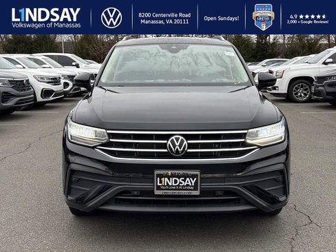 Used 2022 Volkswagen Tiguan SE image 6