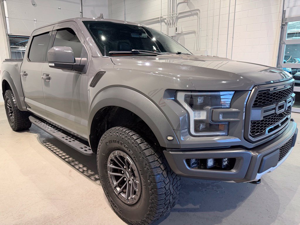 Used 2020 Ford F150 Raptor w/ Equipment Group 802A Luxury AWD/4WD image 3