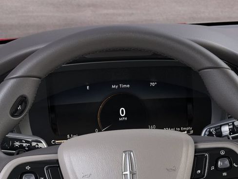 Used 2024 Lincoln Corsair AWD w/ Equipment Group 101A image 13