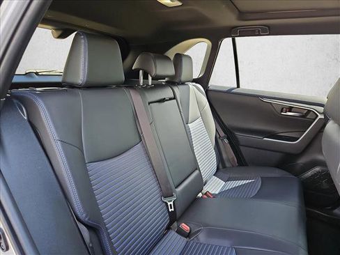 Used 2025 Toyota RAV4 XSE w/ Advanced Technology Package AWD/4WD image 21