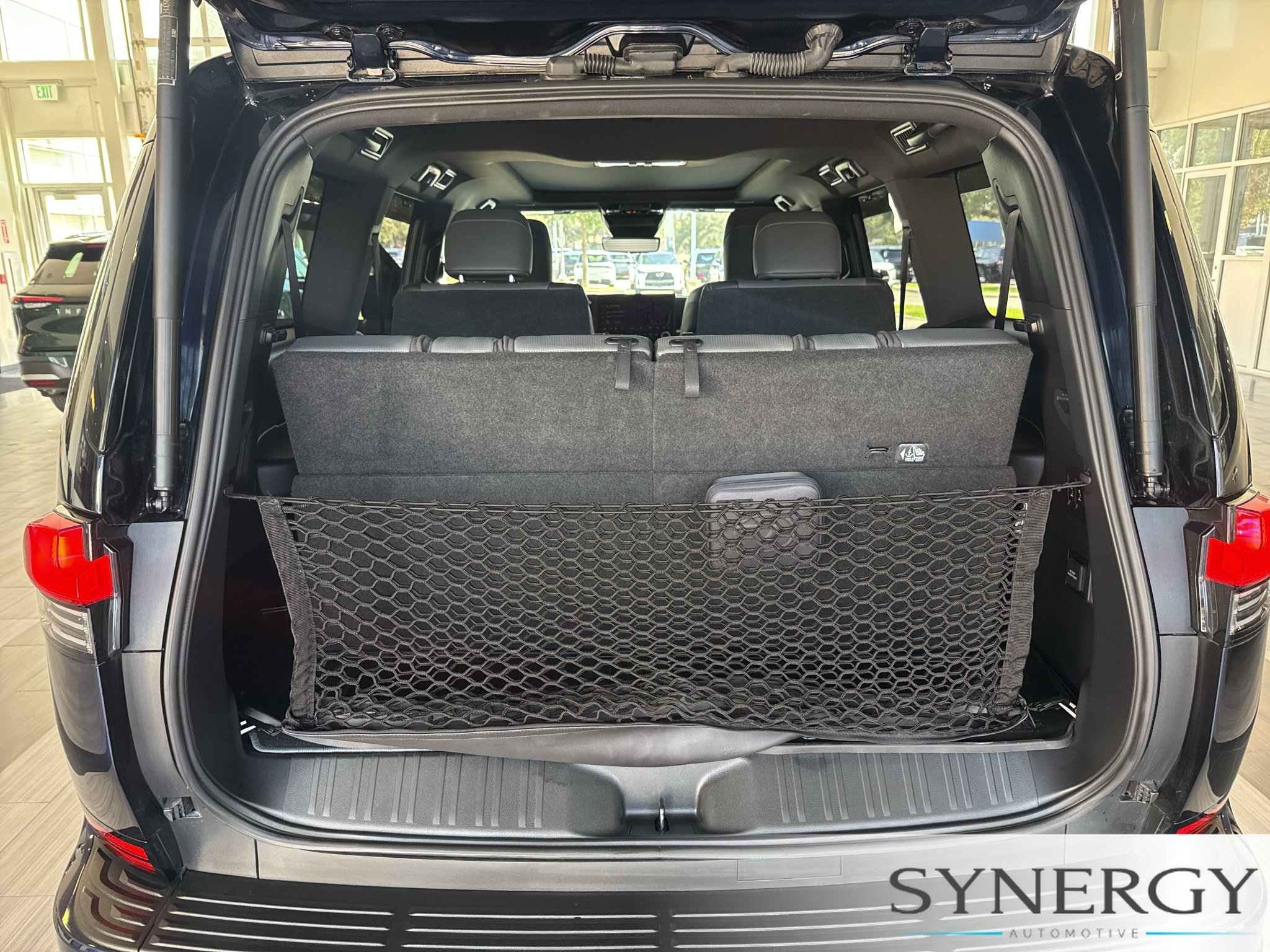 Used 2024 Lexus GX 550 w/ Accessory Package (Z1) AWD/4WD image 38
