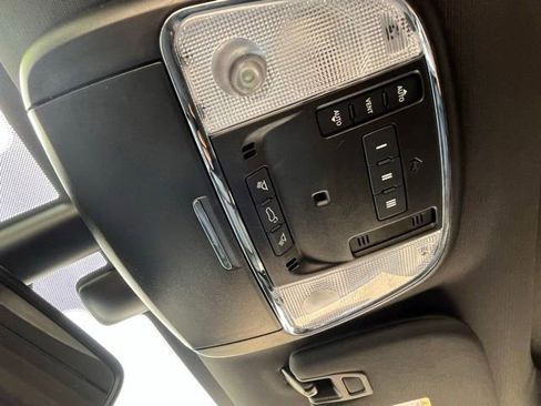 Used 2022 Jeep Grand Cherokee Limited AWD/4WD image 43