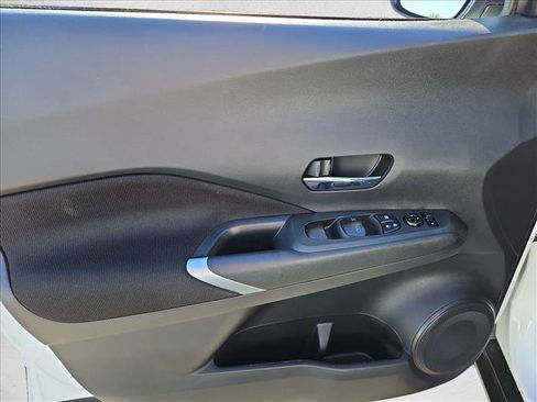 Certified 2023 Nissan Kicks SV image 10