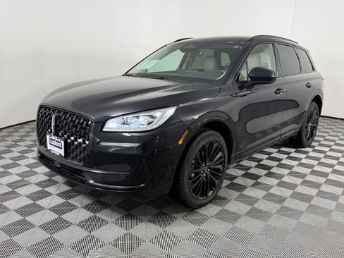 Used 2023 Lincoln Corsair Reserve w/ Jet Appearance Package image 7