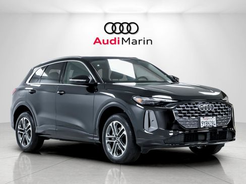 Used 2025 Audi Q5 Premium w/ Convenience Package AWD/4WD image 7