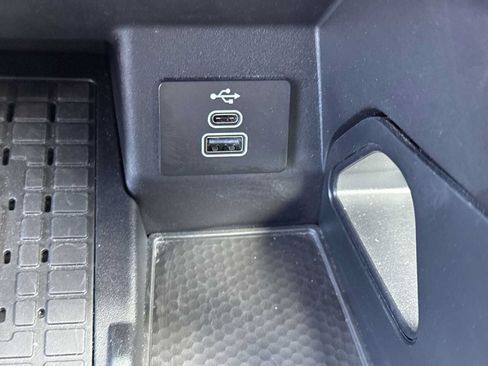 Used 2025 Ford Ranger XLT RWD image 29