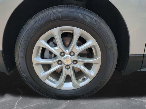 Used 2020 Chevrolet Equinox LT AWD/4WD image 33