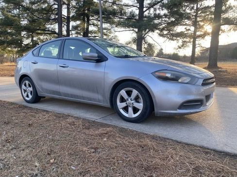 Used 2015 Dodge Dart SXT image 8
