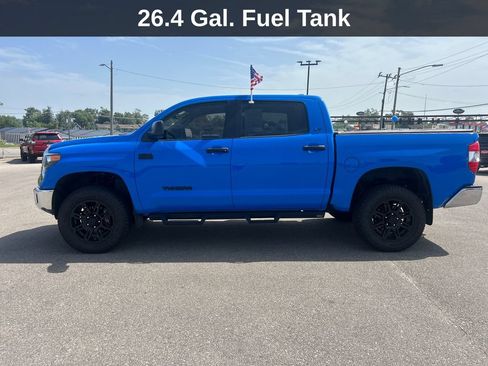 Used 2021 Toyota Tundra SR5 w/ SR5 Leather Package RWD image 2