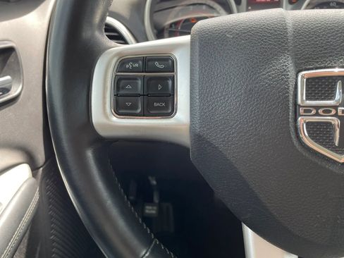 Used 2016 Dodge Journey SE w/ Flexible Seating Group image 16