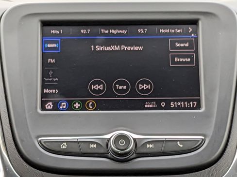 Used 2021 Chevrolet Equinox LT FWD image 19