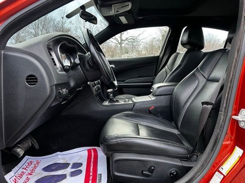 Used 2021 Dodge Charger SXT w/ Leather Interior Group image 9