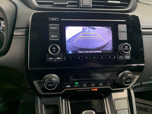 Used 2021 Honda CR-V LX image 5